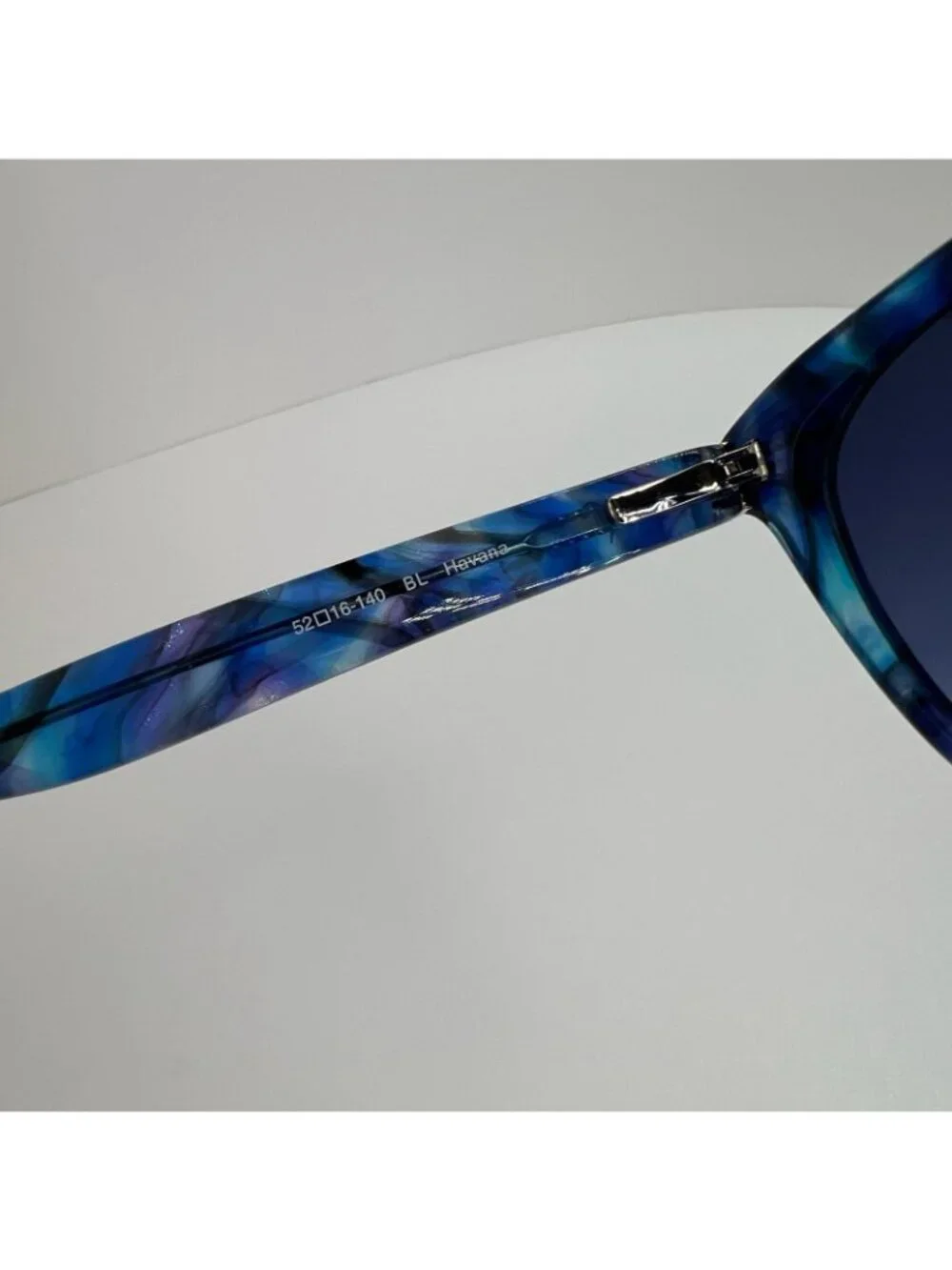 Lilly Pulitzer Havana Cat Eye Sunglasses Womens Gradient Lenses Case Blue Marble